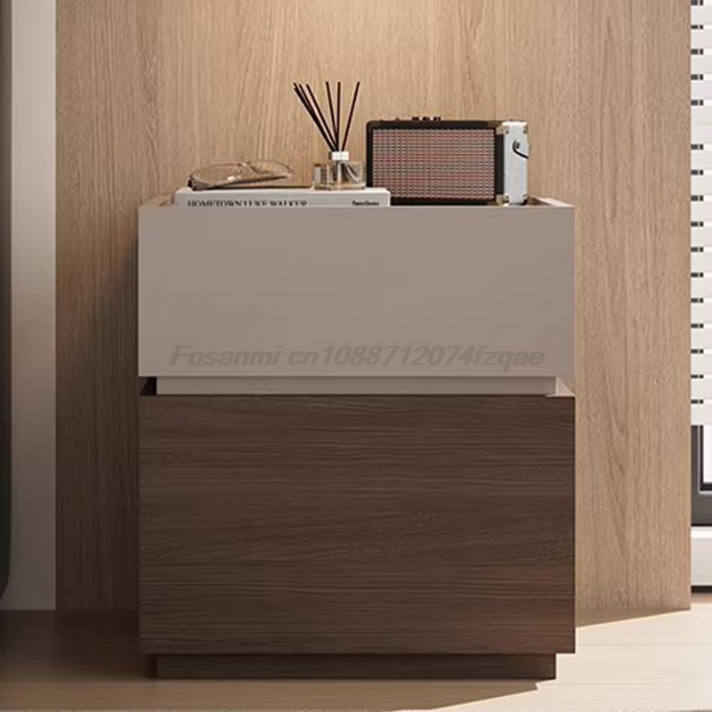 Italian Minimalist Nightstand  – Home Security Units recenzja i cena